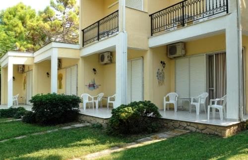 Mimoza Beach Hotel