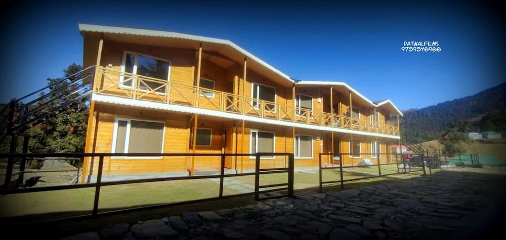 Chopta Resort