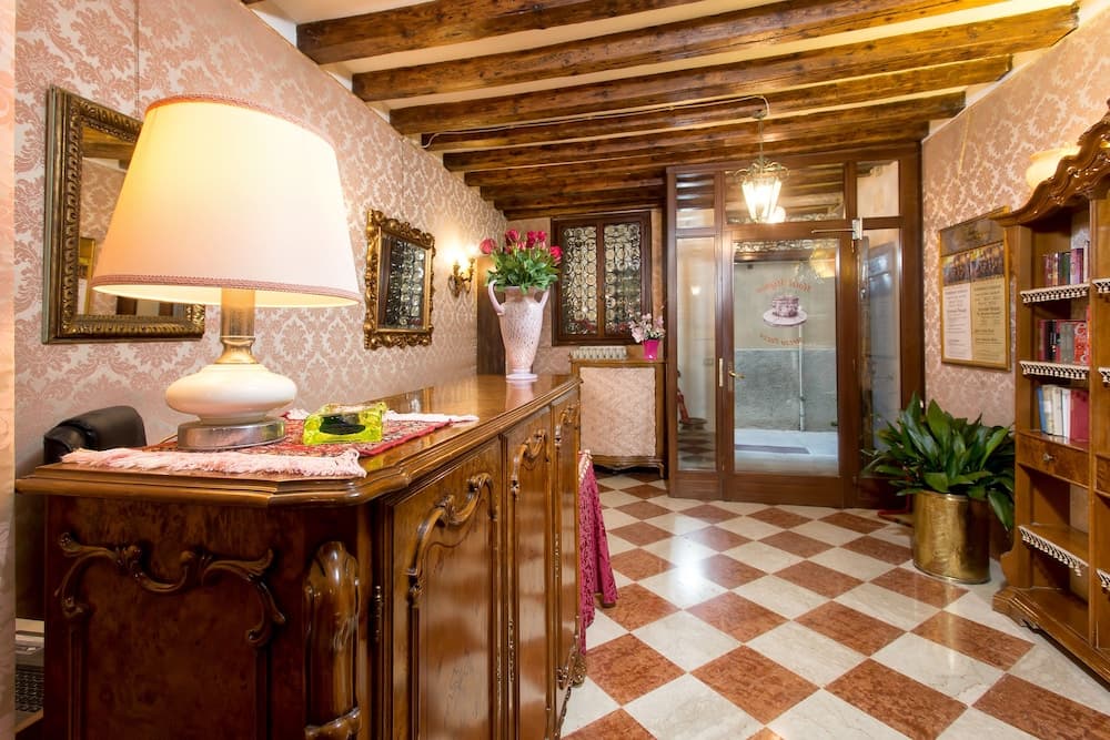 Hotel Mezzo Pozzo