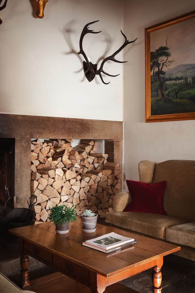 The Devonshire Arms Hotel