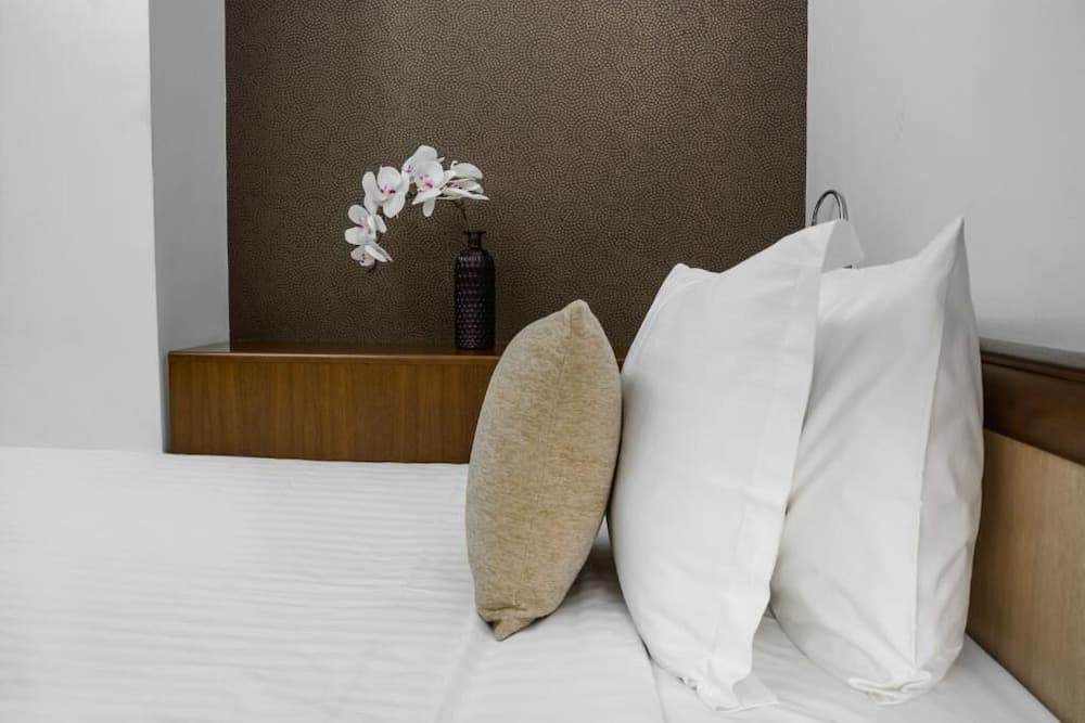 Hotel City 5