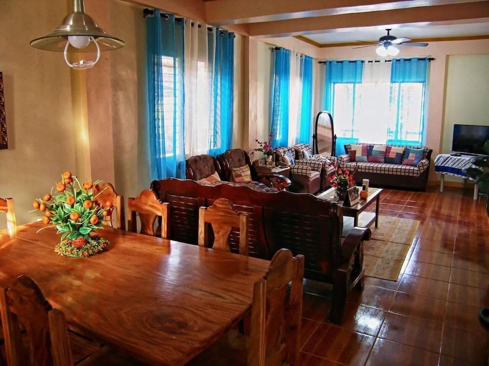 R&E Bed & Breakfast