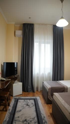 Saraichik Hotel