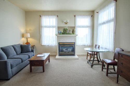Grey Whale Inn
