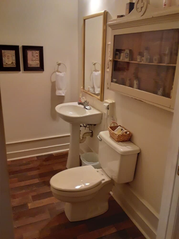 Hall Place Bed and Breakfast