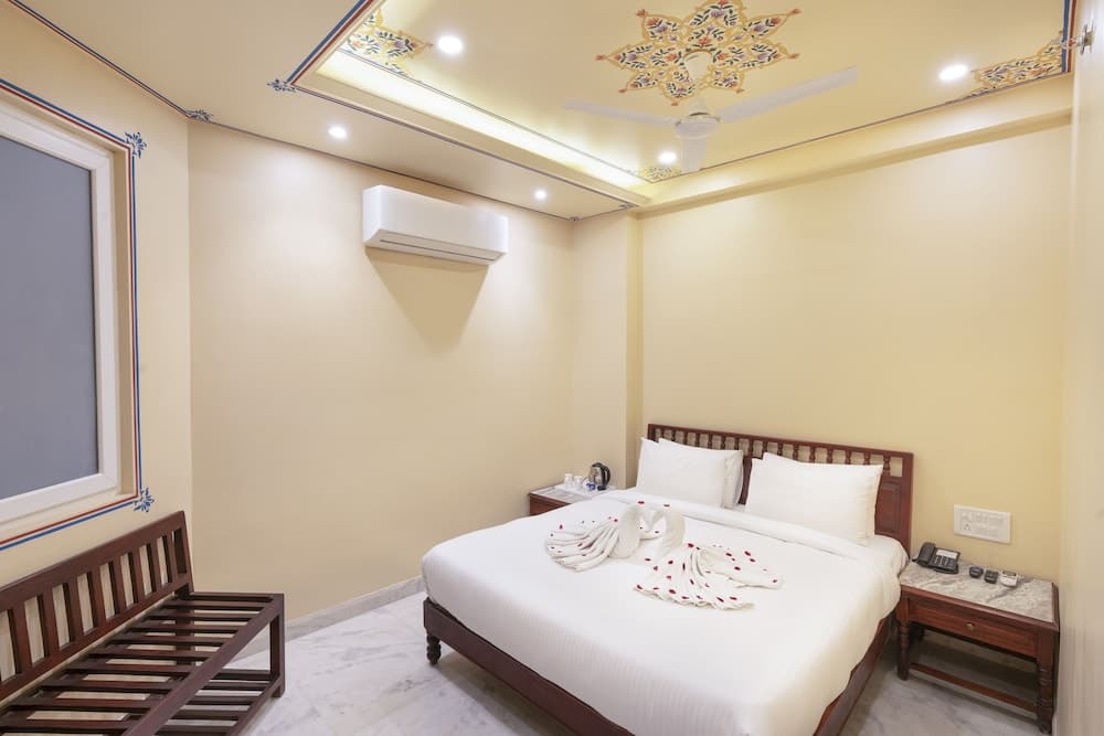 The Bayan Elegance
