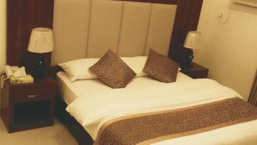 Raha Suites