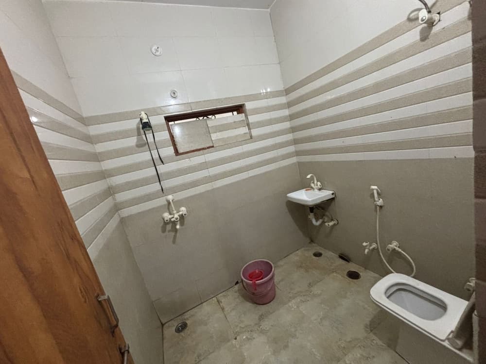 HOTEL KRISHNA HERITAGE VRINDAVAN
