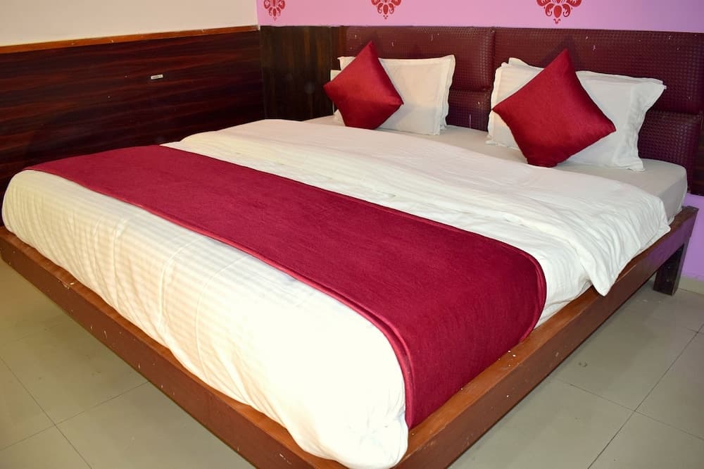 Radhe The Hotel