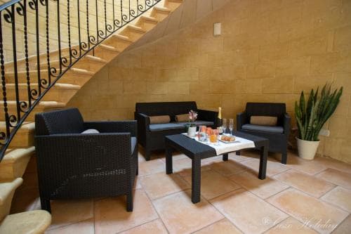 Lellux Bed & Breakfast