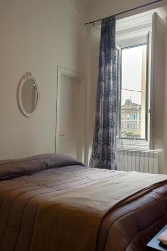 Flora Rooms