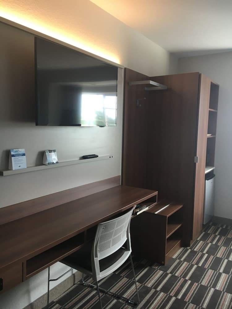 Microtel Inn & Suites by Wyndham Niagara Falls