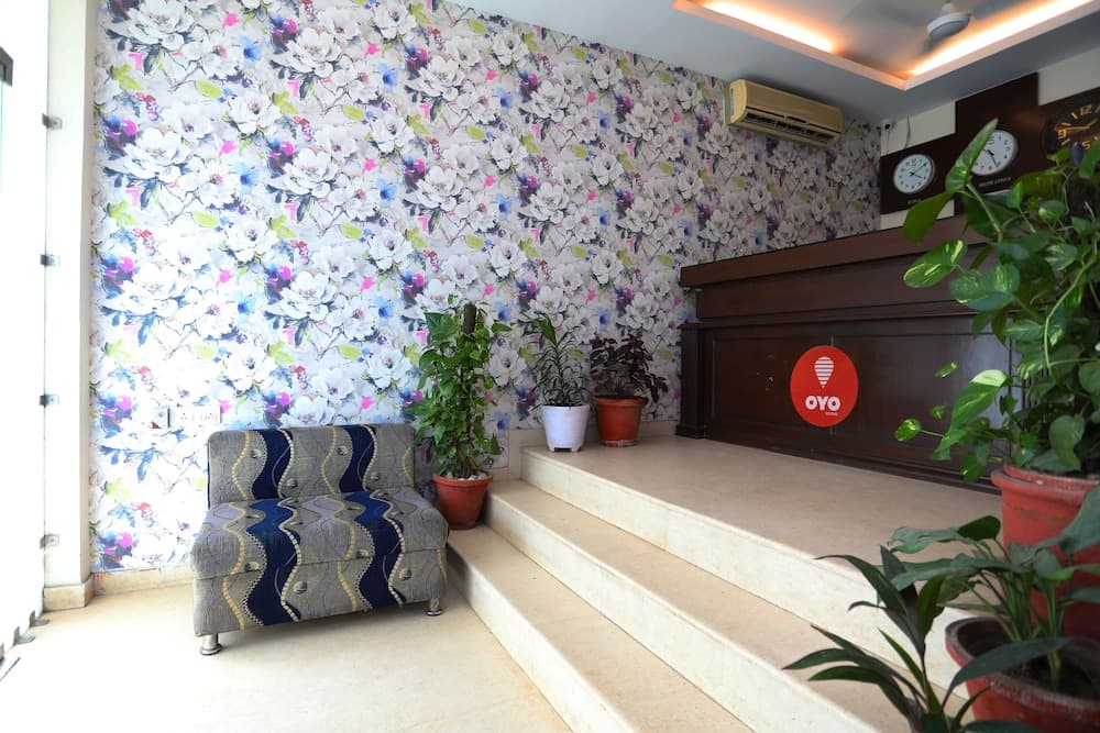 OYO 9300 Hotel Sufyan