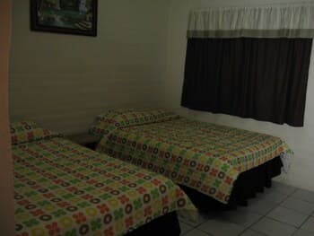 Hotel Raices