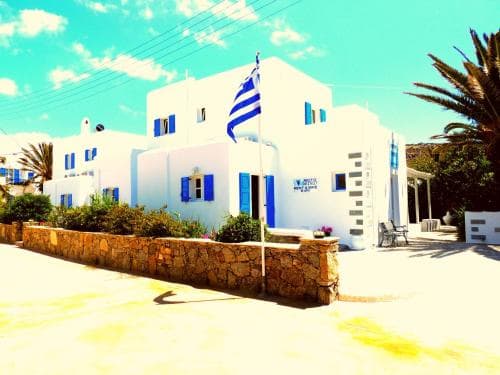 Anemos Studios & Apartments