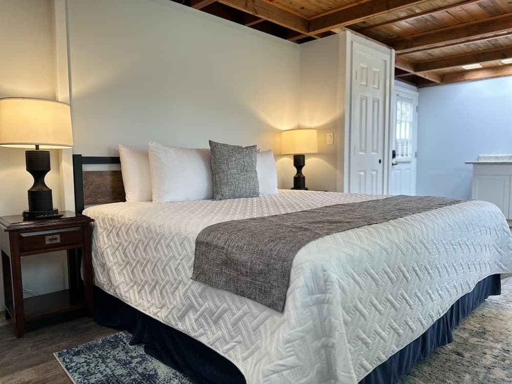 Aloha Junction Bed and Breakfast
