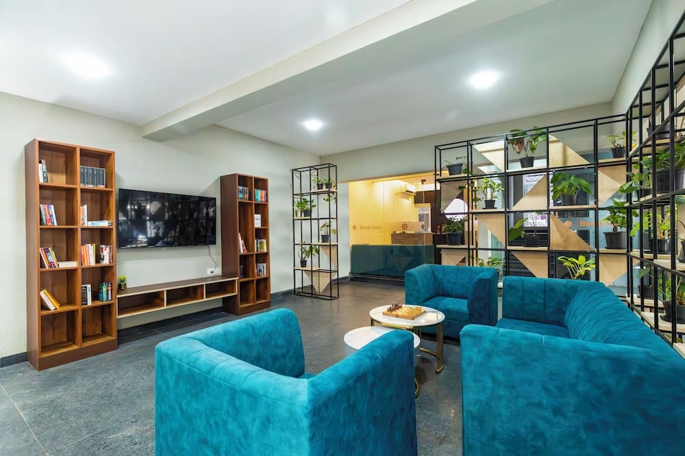 Buteak Suites