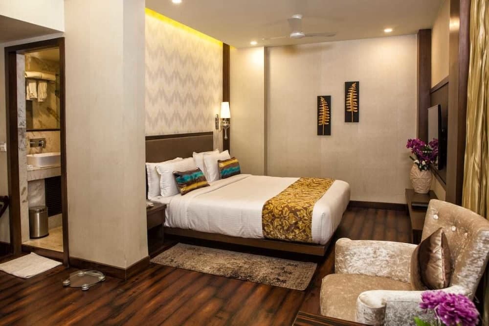 Hotel Seventh Sense