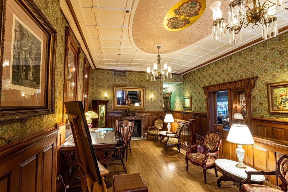 Historic Strater Hotel
