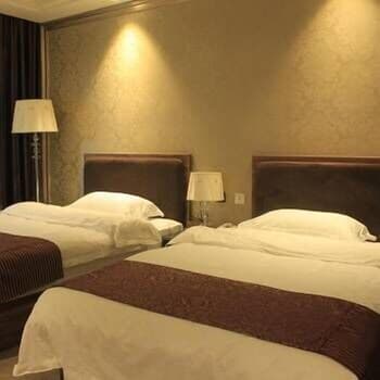 Blooming Hotel