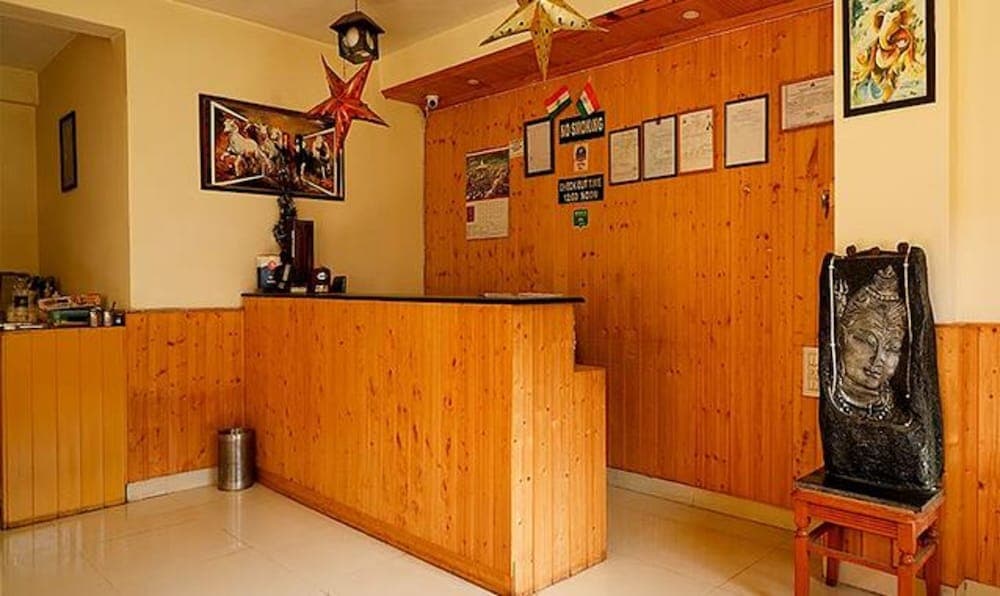 Fabhotel Mahavir