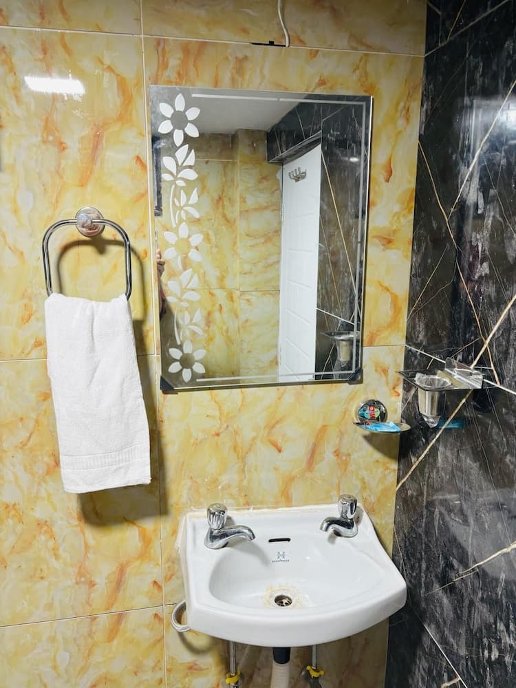 HOTEL AMAR