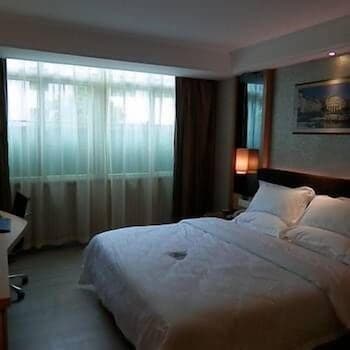 Yeste Hotel