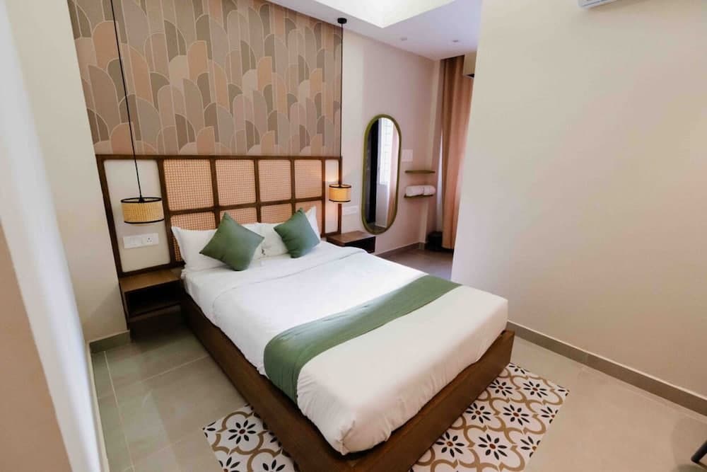 KALOS HOTEL