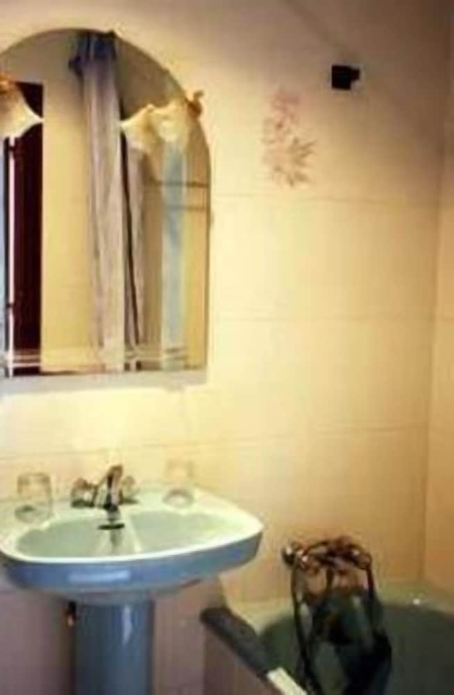 Hostal Rivera Atocha