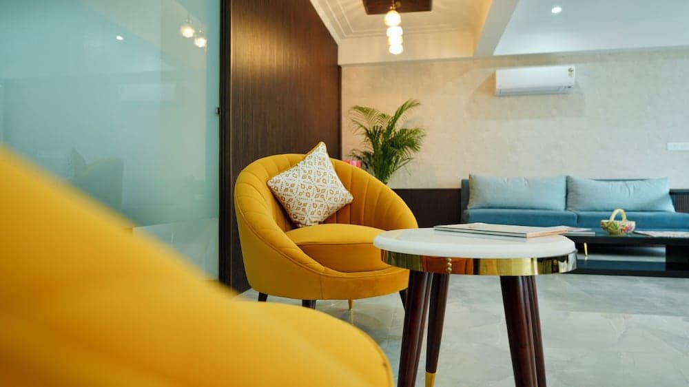 CORPORATE STAYS - GOLF COURSE ROAD