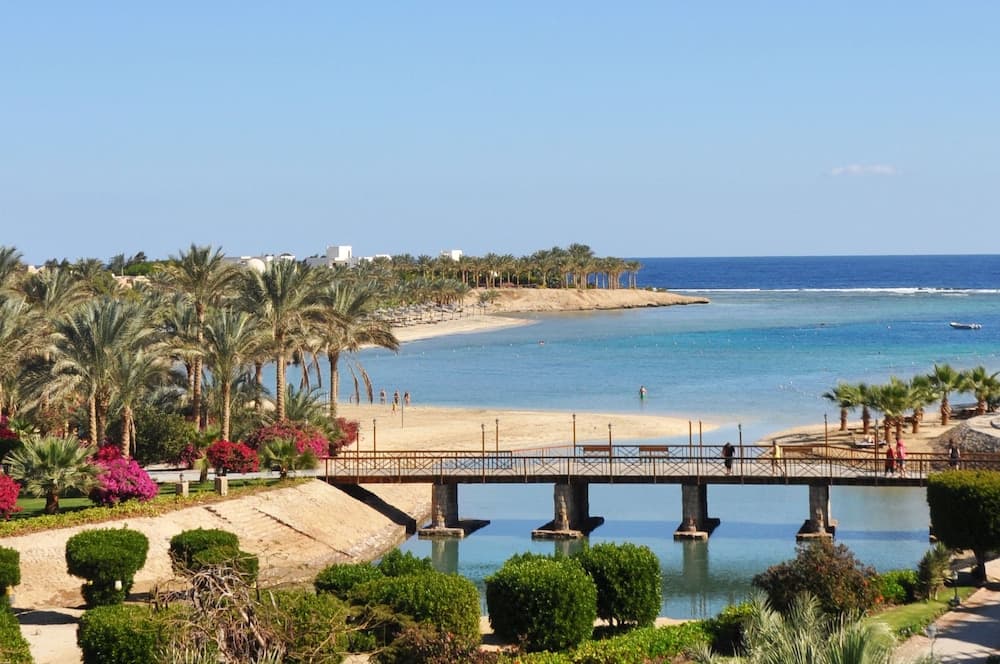 Brayka Bay Resort