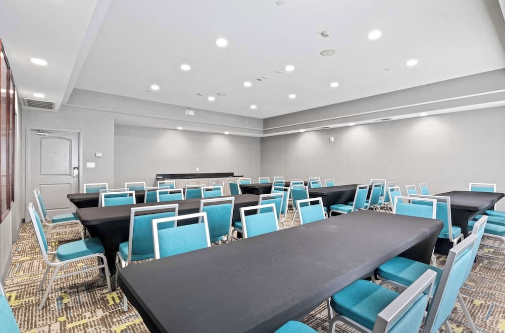 Hampton Inn and Suites Mt. Pleasant
