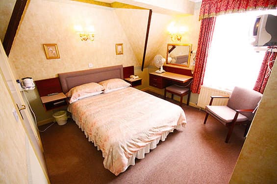 Fernbank Hotel