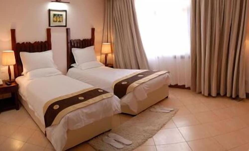 Snowcrest Hotel