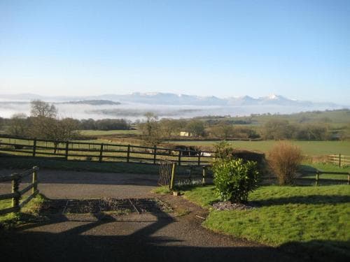 Caebetran Farm B&B