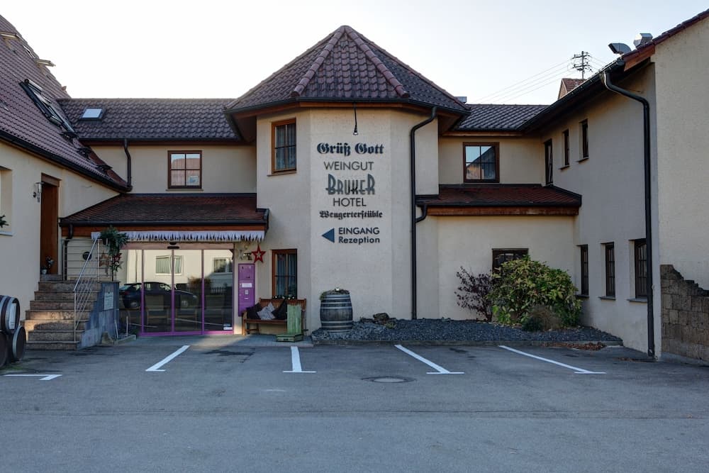 Hotel Bruker