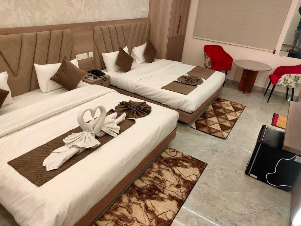Aaditri Inn
