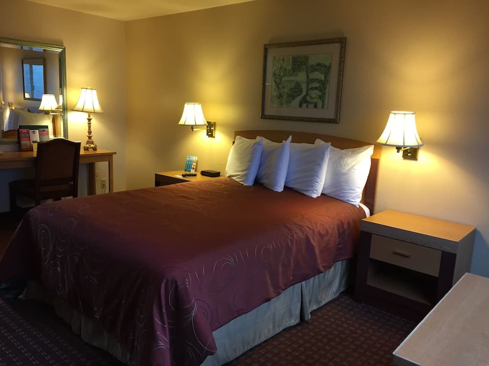 Port Angeles Inn