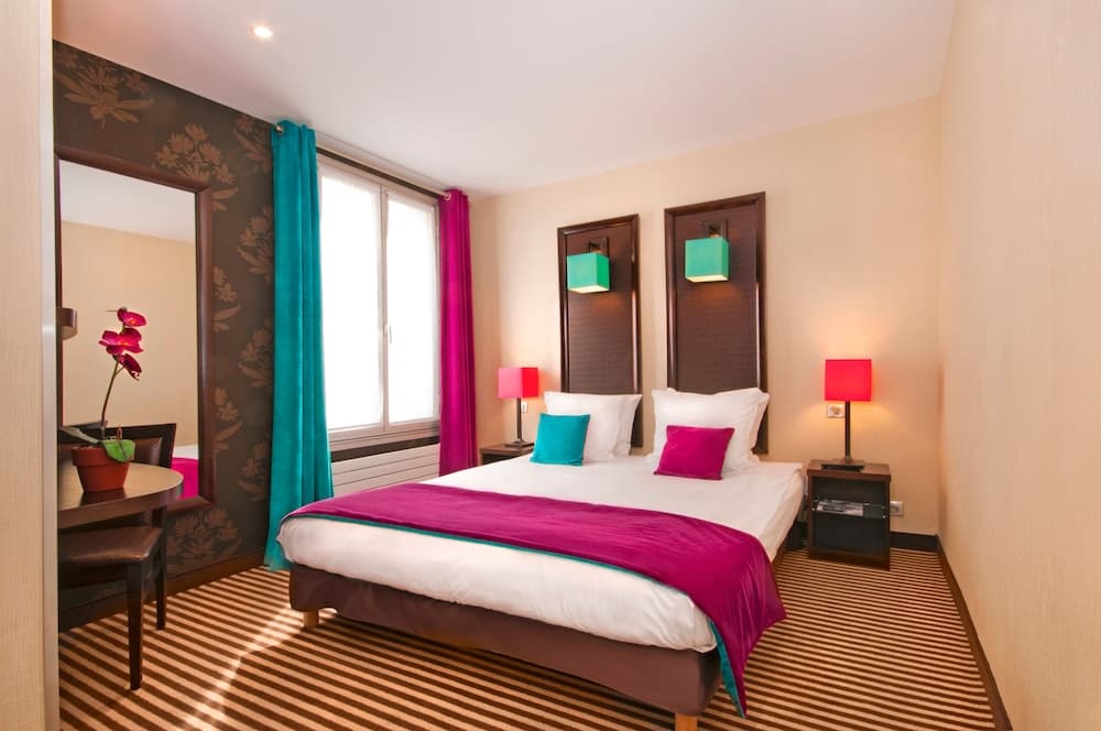 Hotel Pax Opera