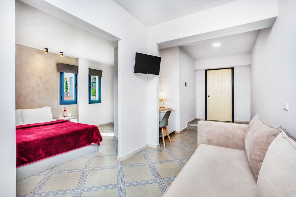 Atrium Hotel