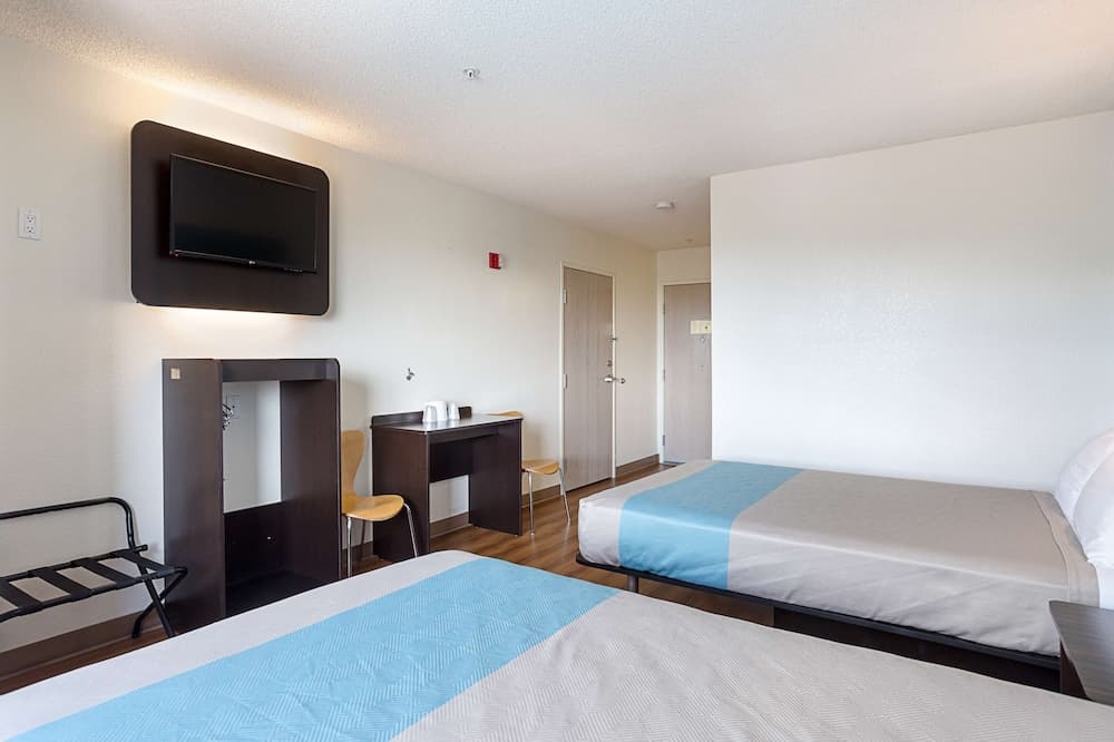 Motel 6 Page