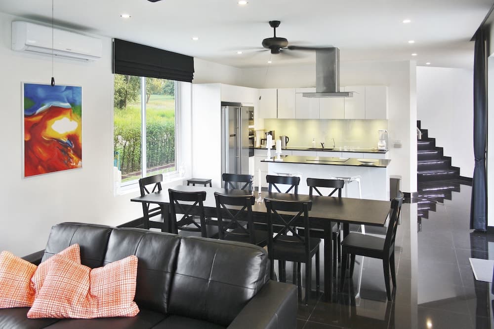 Green View Villas
