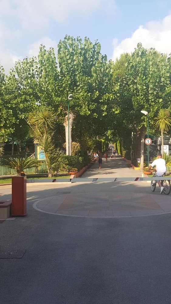 Camping Poseidonia