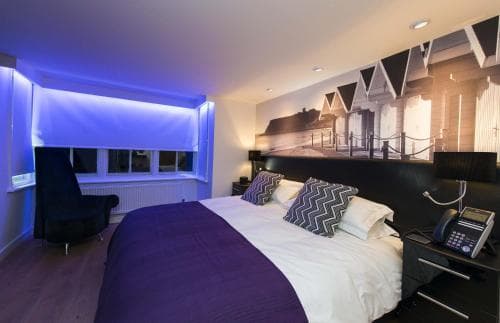 Mayfield Hotel