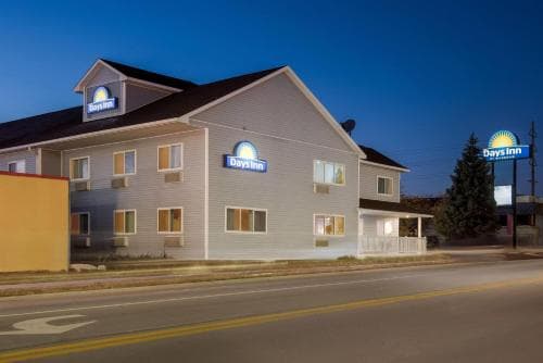 Days Inn by Wyndham Ames
