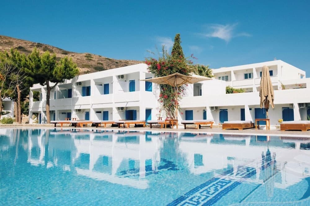 Lagada Beach Hotel