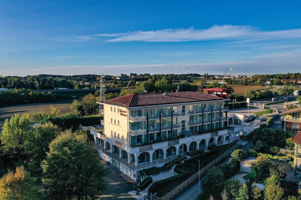 Hotel Rivus