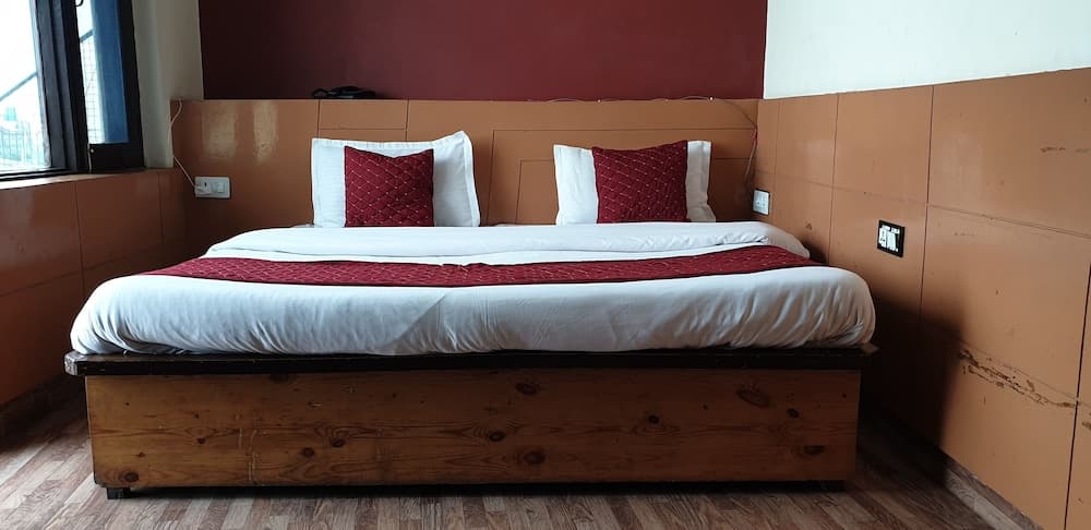 Soham Hotel