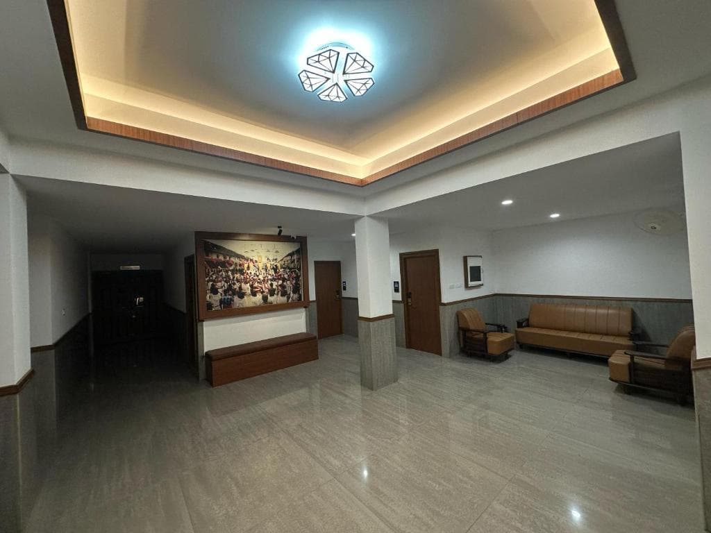 Bloomax Residency
