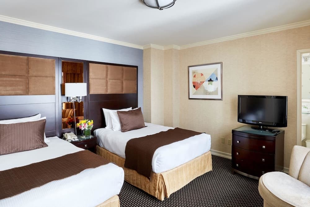 Excelsior Hotel